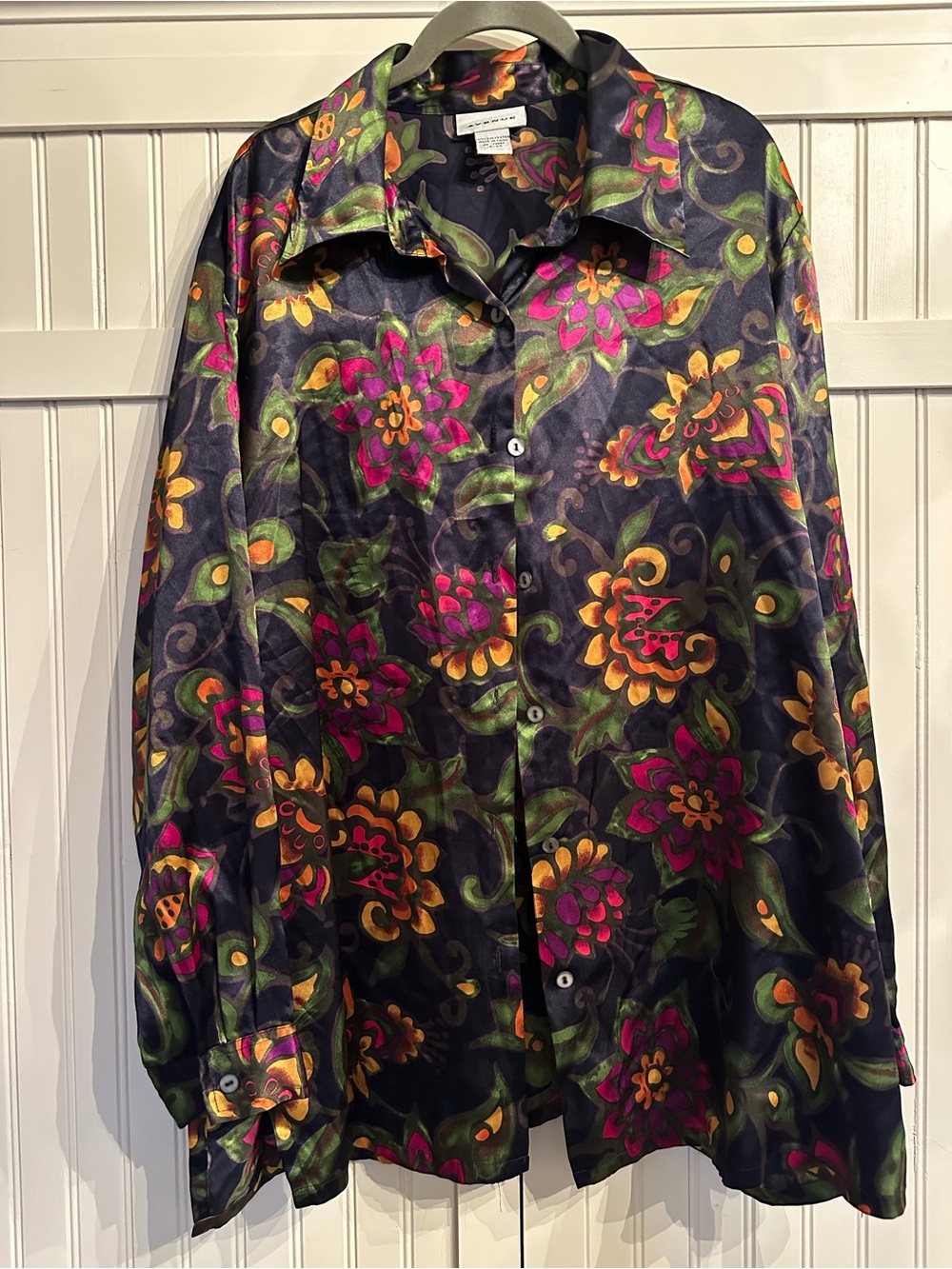 Avenue Black Floral Blouse w/Pink, Yellow Green Accents Satin Finish 18/20 Plus